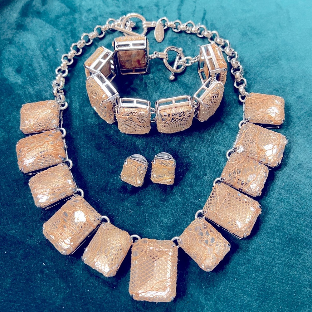 Ann Taylor set